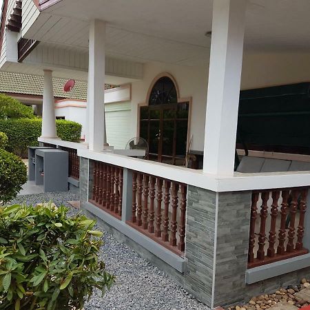 Villa - Baan Dusit Pattaya Ban Nong Hin  Extérieur photo